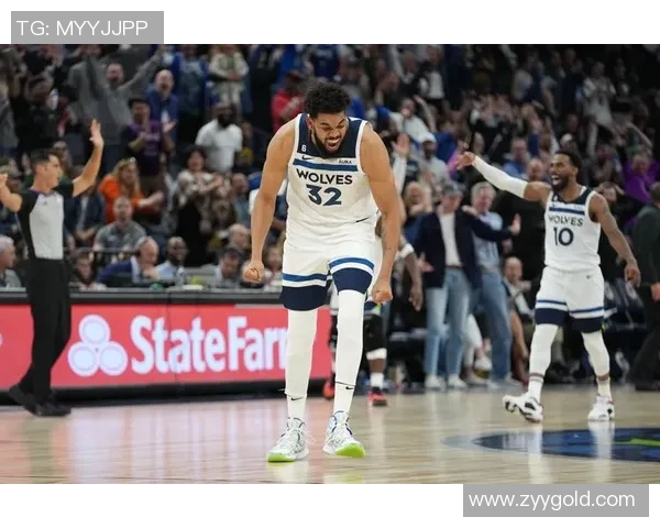 老鹰主场惨败，杨恩-廷克尔表现黯淡